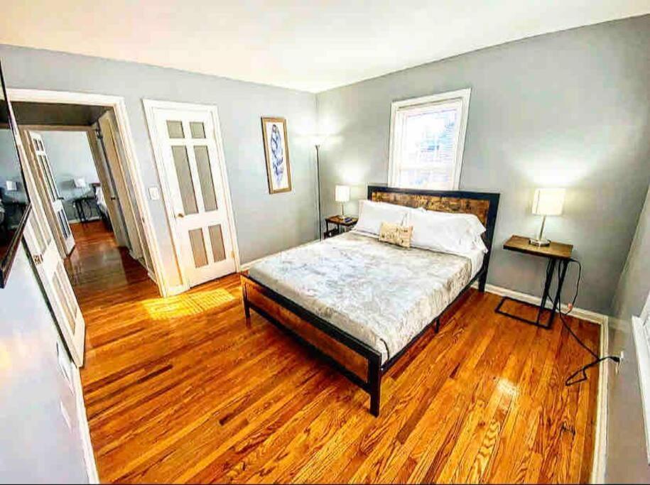 Adorable&Cozy Suburban Home Mins From Dwtn/Airport โรเชสเตอร์ ภายนอก รูปภาพ